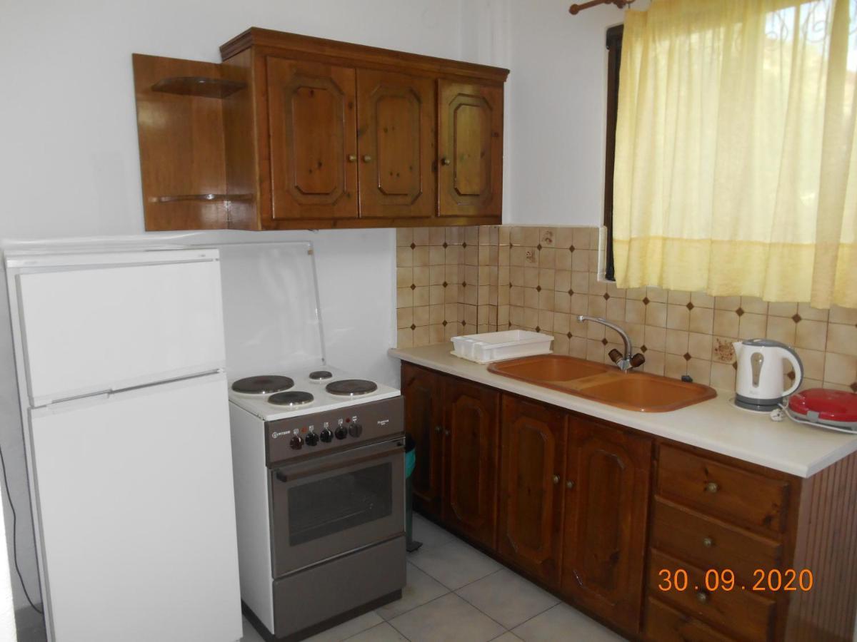 Melios Rooms Petalidi Exterior photo